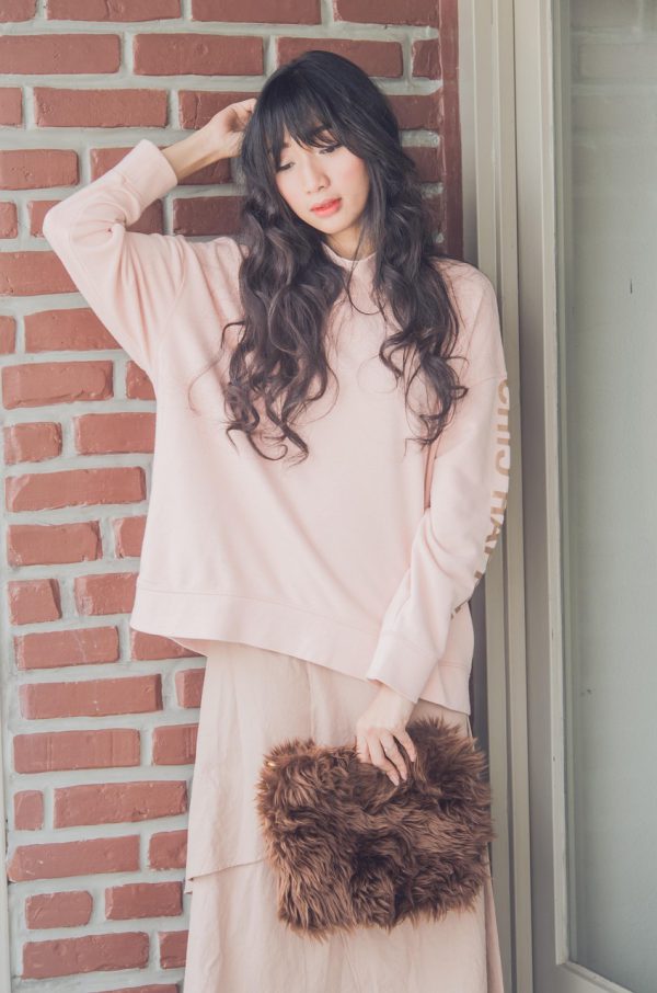 Representative photo for Baby Girls' Sweatshirt Pullover Embroidery Pink and White (actual product photo pending)